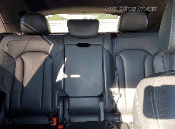 WA1FVBF16KD027670 2019 AUDI Q8 Orange Rear interior view