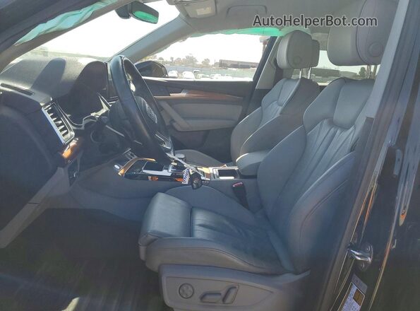 WA1G2AFY4N2087824 2022 AUDI Q5 Черный Вид салона спереди