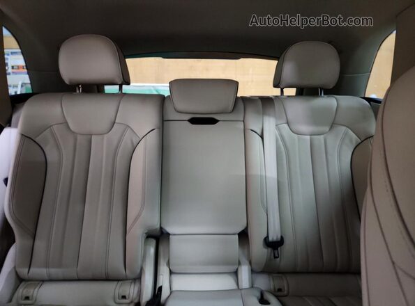 WA1G2AFY9P2026505 2023 AUDI Q5 White Rear seats view