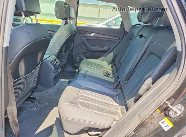 WA1GAAFY2P2010987 2023 AUDI Q5 Black Vista interior trasera