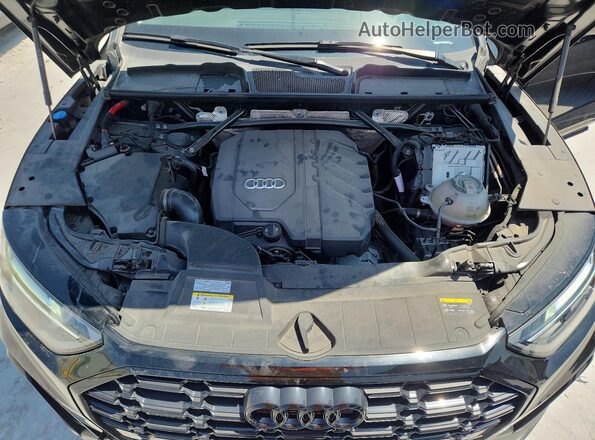 WA1GAAFY2P2010987 2023 AUDI Q5 Black Vista del compartimento del motor