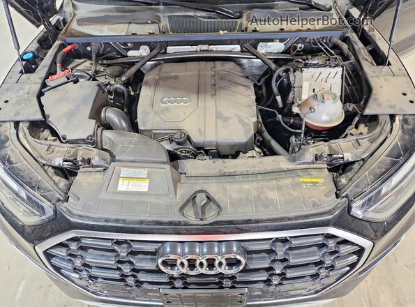 WA1GAAFY5N2033242 2022 AUDI Q5 Black Widok komory silnika