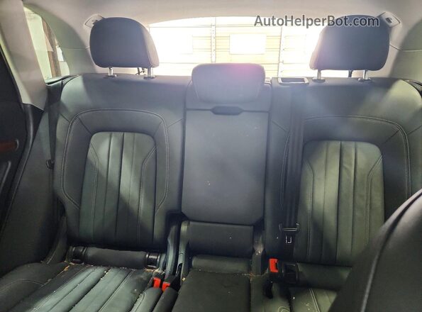 WA1GAAFY5N2033242 2022 AUDI Q5 Black Widok tylnych siedzeń
