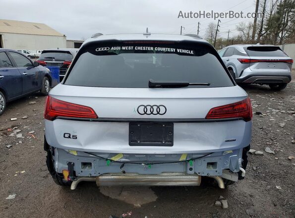 WA1GAAFY6S2018017 2025 AUDI Q5 Silver Widok z tyłu