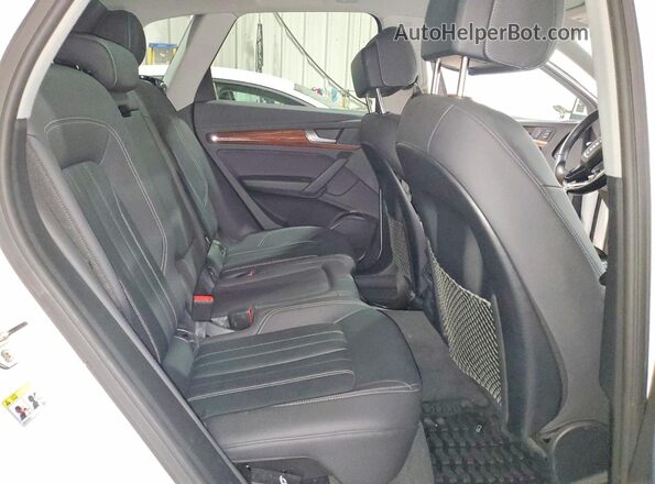 WA1GAAFY8P2012887 2023 AUDI Q5 Белый Вид задней части салона