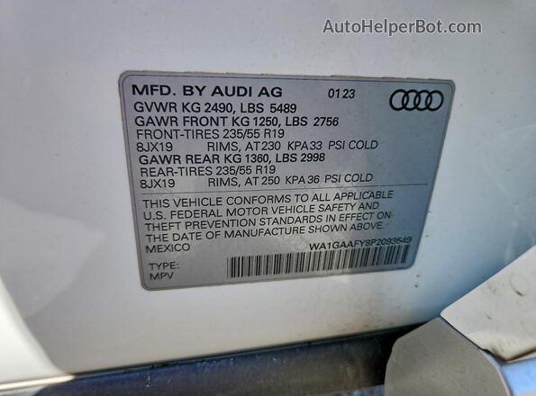 WA1GAAFY8P2093549 2023 AUDI Q5 White Вид підкапотного простору