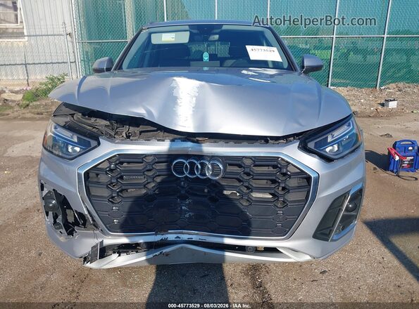 WA1GAAFY9N2094142 2022 AUDI Q5 Silver ხელსაწყოთა პანელის ხედი