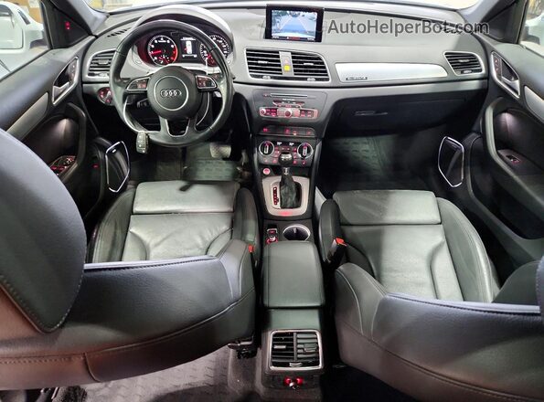 WA1GCCFS0HR005104 2017 AUDI Q3 White Вид панелі приладів