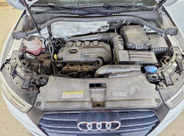 WA1GCCFS0HR005104 2017 AUDI Q3 White Вид підкапотного простору