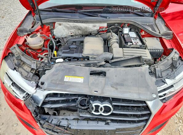 WA1GFCFS6GR008773 2016 AUDI Q3 Red Շարժիչի բաժամունքի տեսք