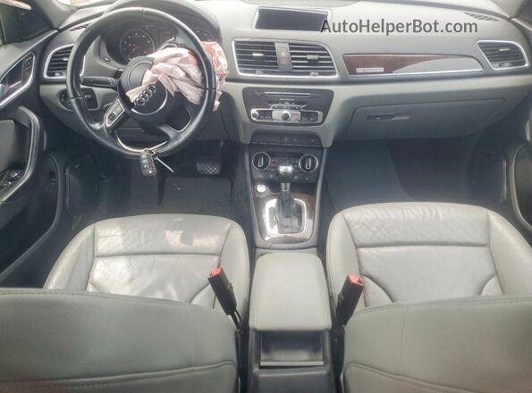 WA1GFCFS8GR002599 2016 AUDI Q3 Серебряный Вид панели приборов