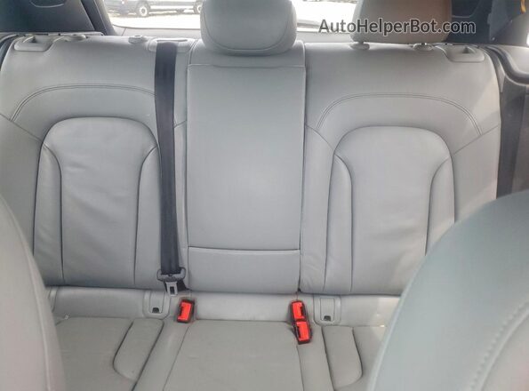 WA1GFCFS8GR002599 2016 AUDI Q3 Серебряный Вид задних сидений