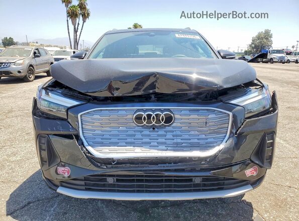 WA1H2BFZ3NP016278 2022 AUDI Q4 Black Դիմացի տեսք