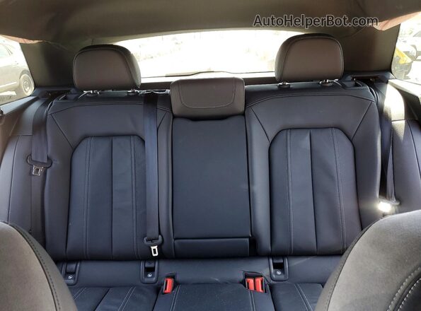 WA1H2BFZ3NP016278 2022 AUDI Q4 Black Հետևի նստատեղերի տեսք