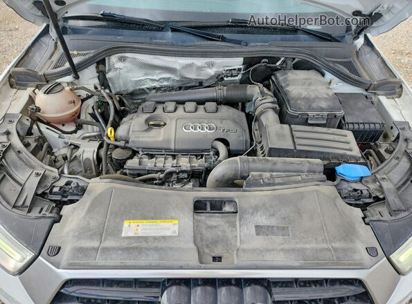 WA1JCCFS0HR010759 2017 AUDI Q3 Белый Вид подкапотного пространства
