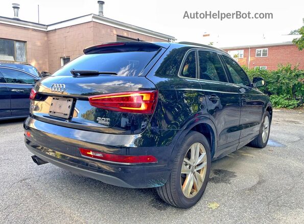 WA1JCCFS0JR010508 2018 AUDI Q3 Black Вид задньої частини салону
