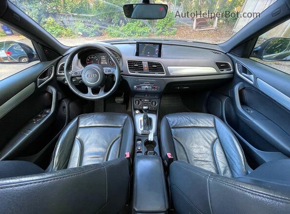 WA1JCCFS0JR010508 2018 AUDI Q3 Black 