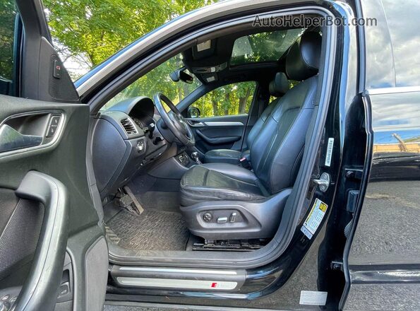 WA1JCCFS0JR010508 2018 AUDI Q3 Black 