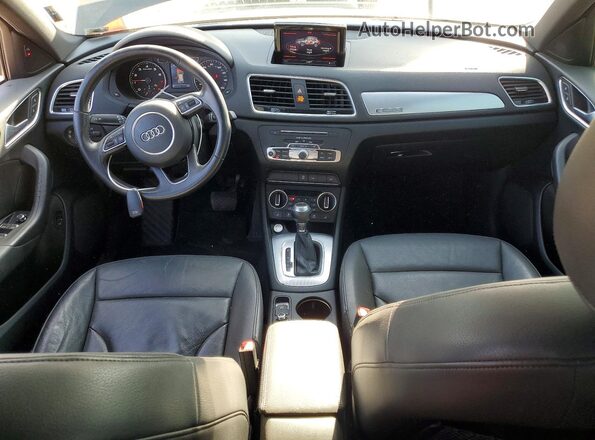 WA1JCCFS2HR005269 2017 AUDI Q3 Black Widok deski rozdzielczej