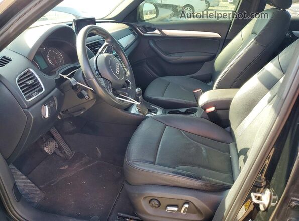 WA1JCCFS2HR005269 2017 AUDI Q3 Black Widok wnętrza z przodu