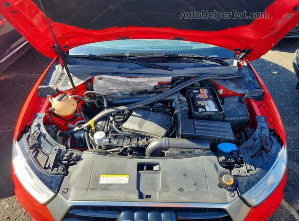 WA1JCCFS2HR009841 2017 AUDI Q3 Red Вид підкапотного простору