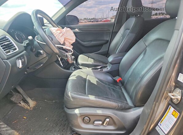 WA1JCCFS2JR004547 2018 AUDI Q3 Gray Սալոնի դիմացի տեսք