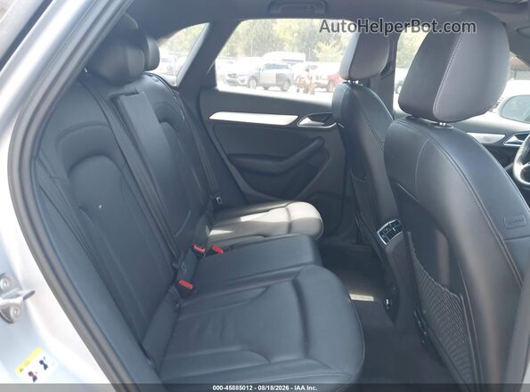 WA1JCCFS2JR022630 2018 AUDI Q3 Silver VIN კოდის სტიკერის ხედი