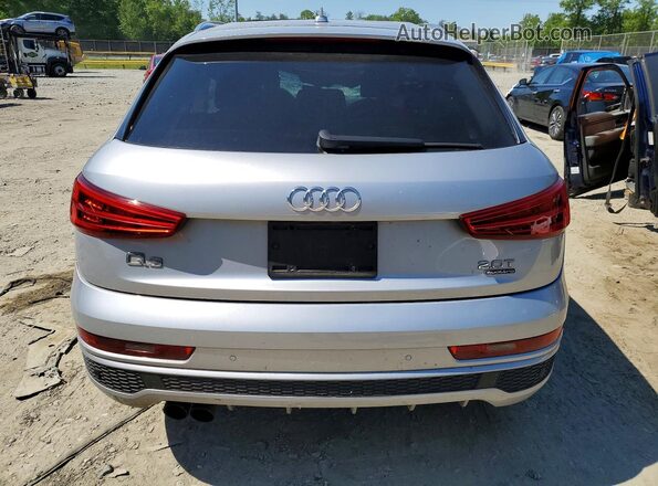 WA1JCCFS3JR022927 2018 AUDI Q3 Silver Rear view