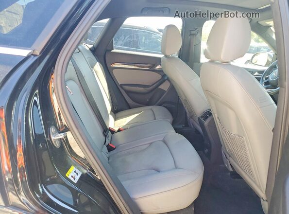 WA1JCCFS5JR019270 2018 AUDI Q3 Черный Вид задней части салона