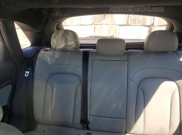 WA1JCCFS5JR019270 2018 AUDI Q3 Черный Вид задних сидений