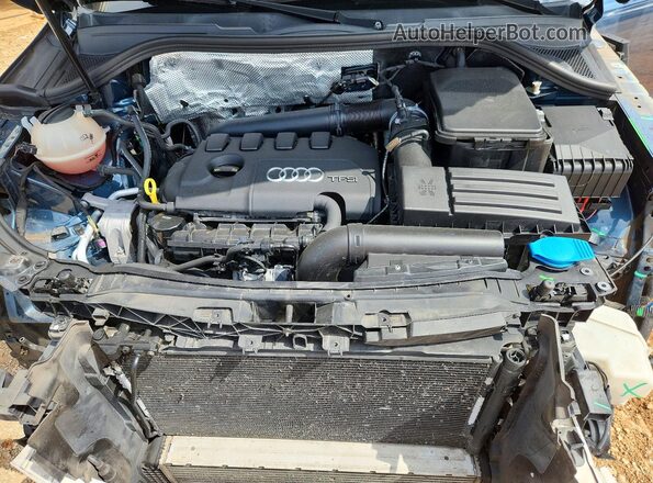 WA1JCCFS6JR003711 2018 AUDI Q3 Blue Widok komory silnika