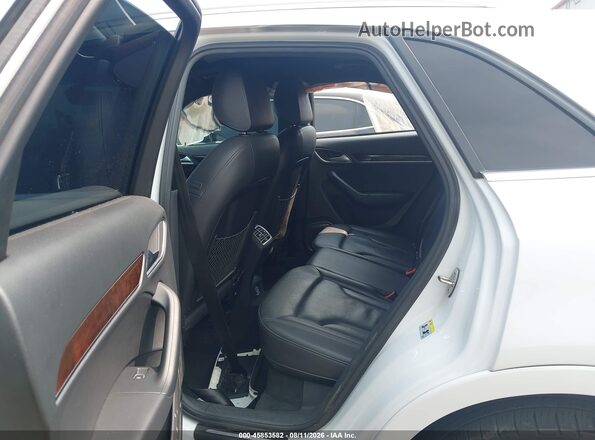 WA1JCCFS6JR020444 2018 AUDI Q3 White Вид наклейки з VIN-кодом