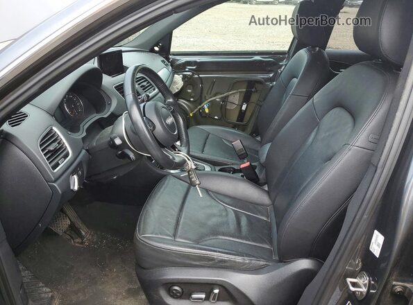 WA1JCCFS6JR021092 2018 AUDI Q3 Gray Vista interior delantera