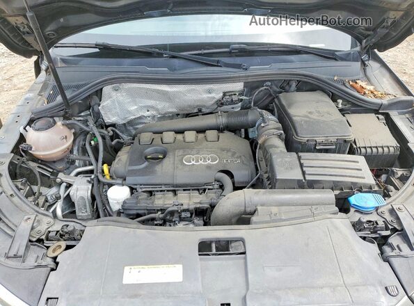 WA1JCCFS6JR021092 2018 AUDI Q3 Gray Vista interior trasera