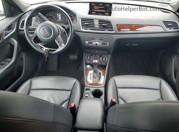 WA1JCCFS8HR007317 2017 AUDI Q3 Silver Dashboard view