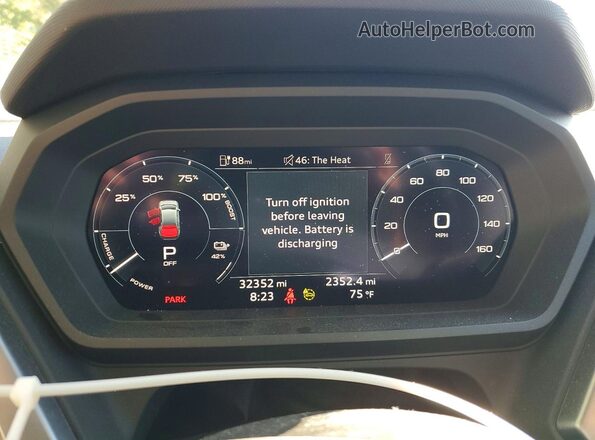 WA1K2BFZ2PP058854 2023 AUDI Q4 Gray Սարքավորումների վահանակի տեսք