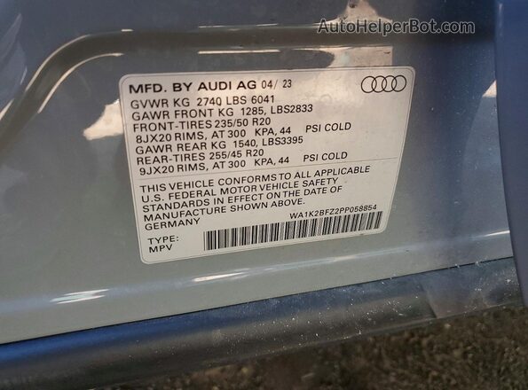 WA1K2BFZ2PP058854 2023 AUDI Q4 Gray VIN կոդի պիտակի տեսք