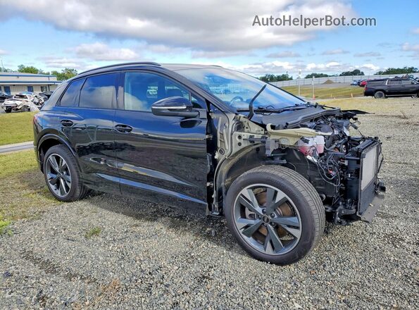 WA1K2BFZ5RP026368 2024 AUDI Q4 Black Передня права чверть