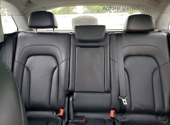 WA1L2AFP0HA030567 2017 AUDI Q5 Black Հետևի նստատեղերի տեսք