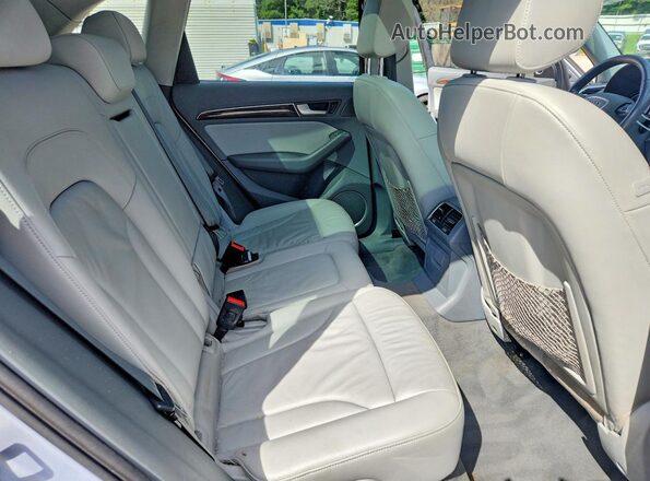 WA1L2AFP4GA011745 2016 AUDI Q5 Silver Rear interior view