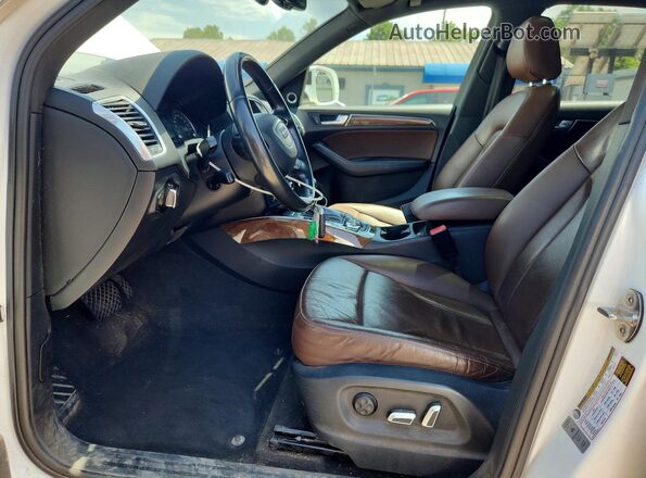 WA1L2AFP5GA090326 2016 AUDI Q5 Белый Вид салона спереди