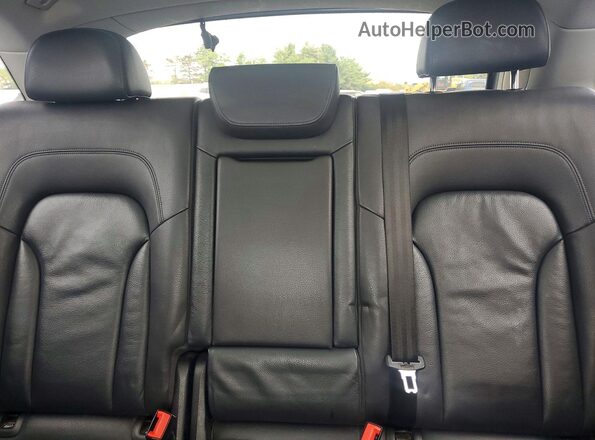 WA1L2AFP6GA049526 2016 AUDI Q5 Gray Rear seats view