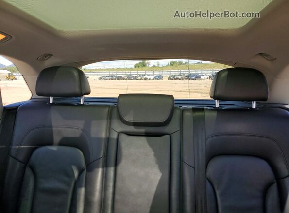 WA1L2AFP6HA046725 2017 AUDI Q5 White Հետևի նստատեղերի տեսք