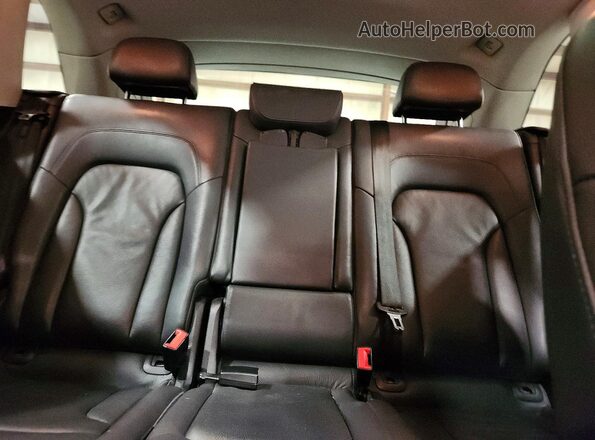 WA1L2AFP9GA060536 2016 AUDI Q5 Black Rear seats view