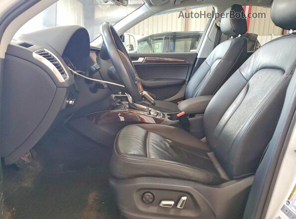 WA1L2AFP9GA060603 2016 AUDI Q5 White Вид салону спереду