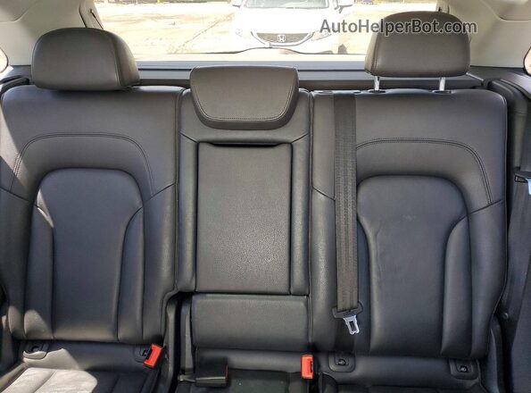 WA1L2AFP9GA106690 2016 AUDI Q5 White Rear seats view