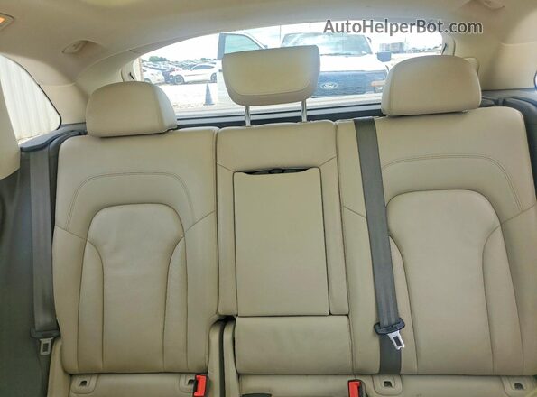 WA1L2AFP9HA043768 2017 AUDI Q5 Blue Rear seats view