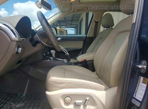 WA1L2AFP9HA043768 2017 AUDI Q5 Blue Front interior view