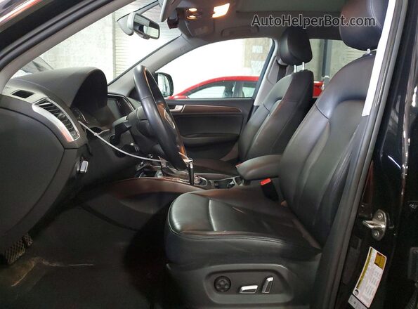 WA1L2AFP9HA081257 2017 AUDI Q5 Black Front interior view