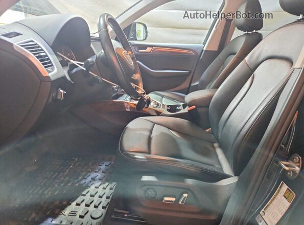 WA1L2AFP9HA084384 2017 AUDI Q5 Black Вид салону спереду